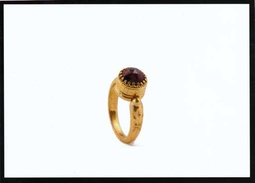 Jenny Lessard Jewelry, Gemstones